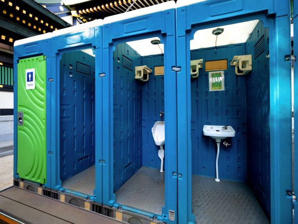Portable Toilet Options We Offer in Shoreacres, TX